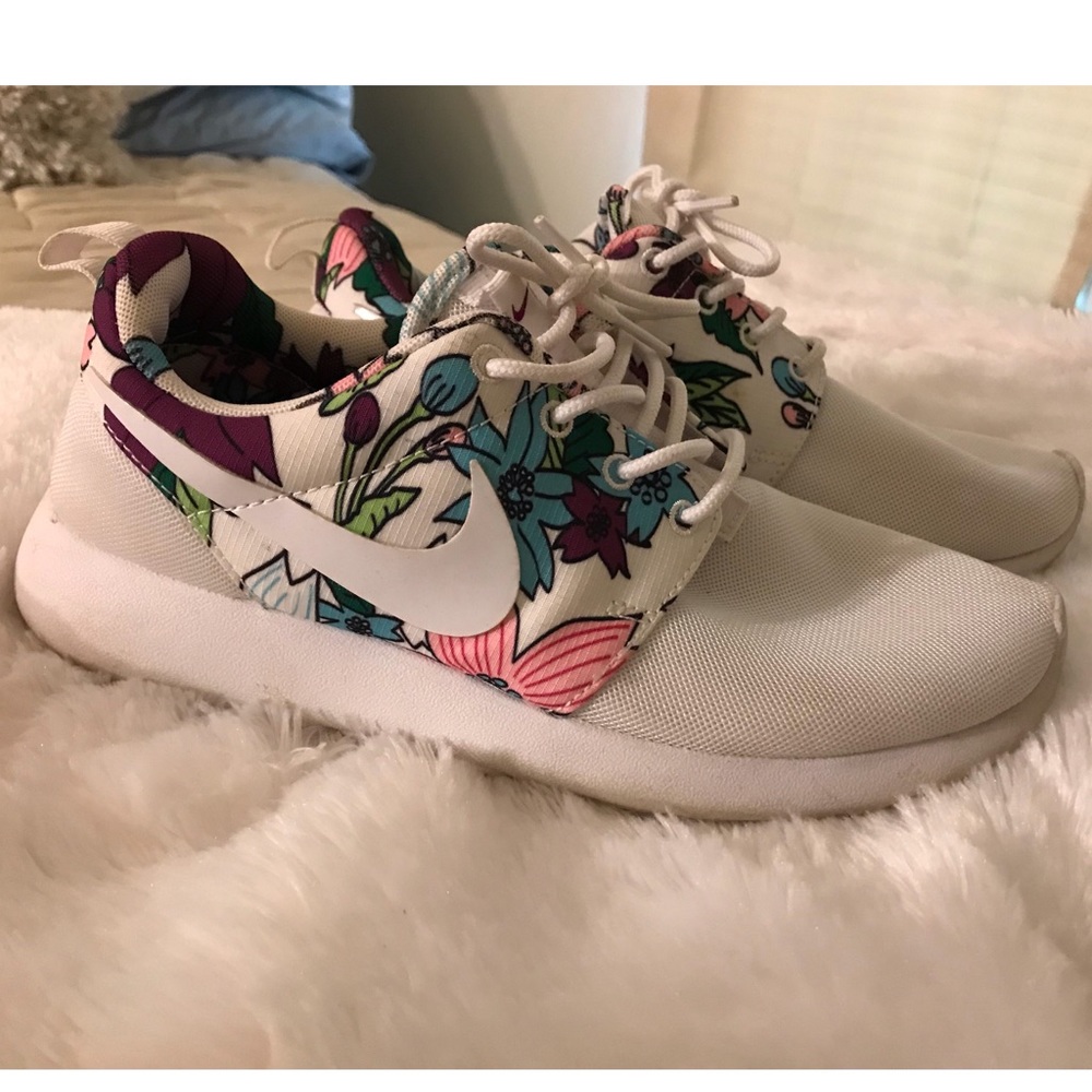 Nike Roshe runs